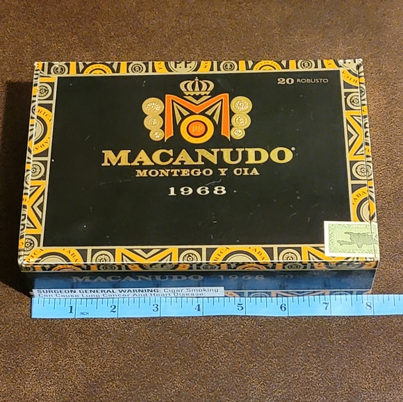 Empty Cigar Box - Picture 5 of 8